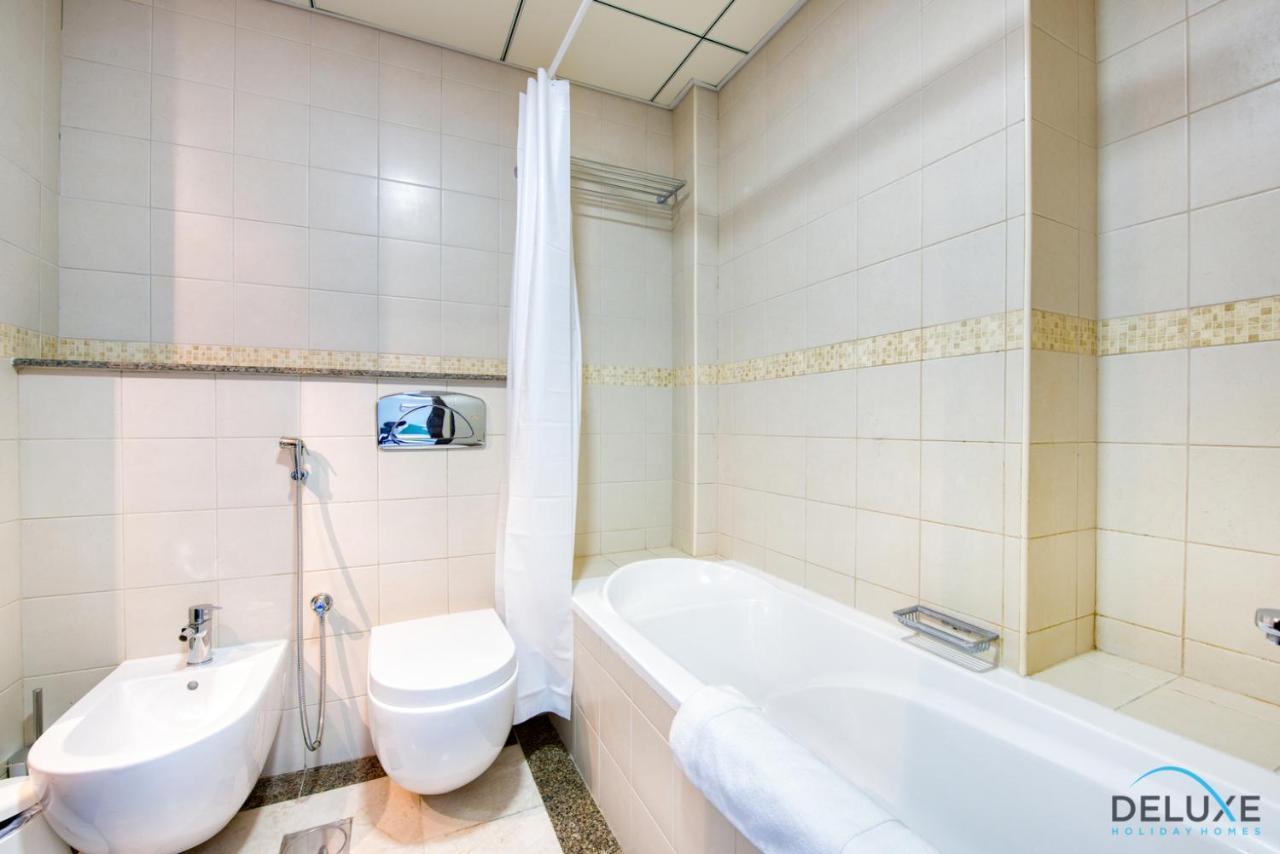 Overlooking Marina Canal 1Br Close To Mall, Promenade & Beach, Bay Central 1, Dubai Marina By Deluxe Holiday Homes Eksteriør billede